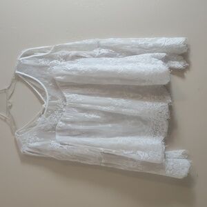 Abercrombie & Fitch lace long sleeve lace top